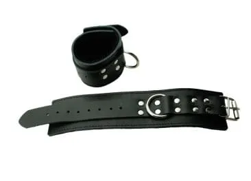 Spartacus Couples Leather Wrist Restraints with Faux Fur